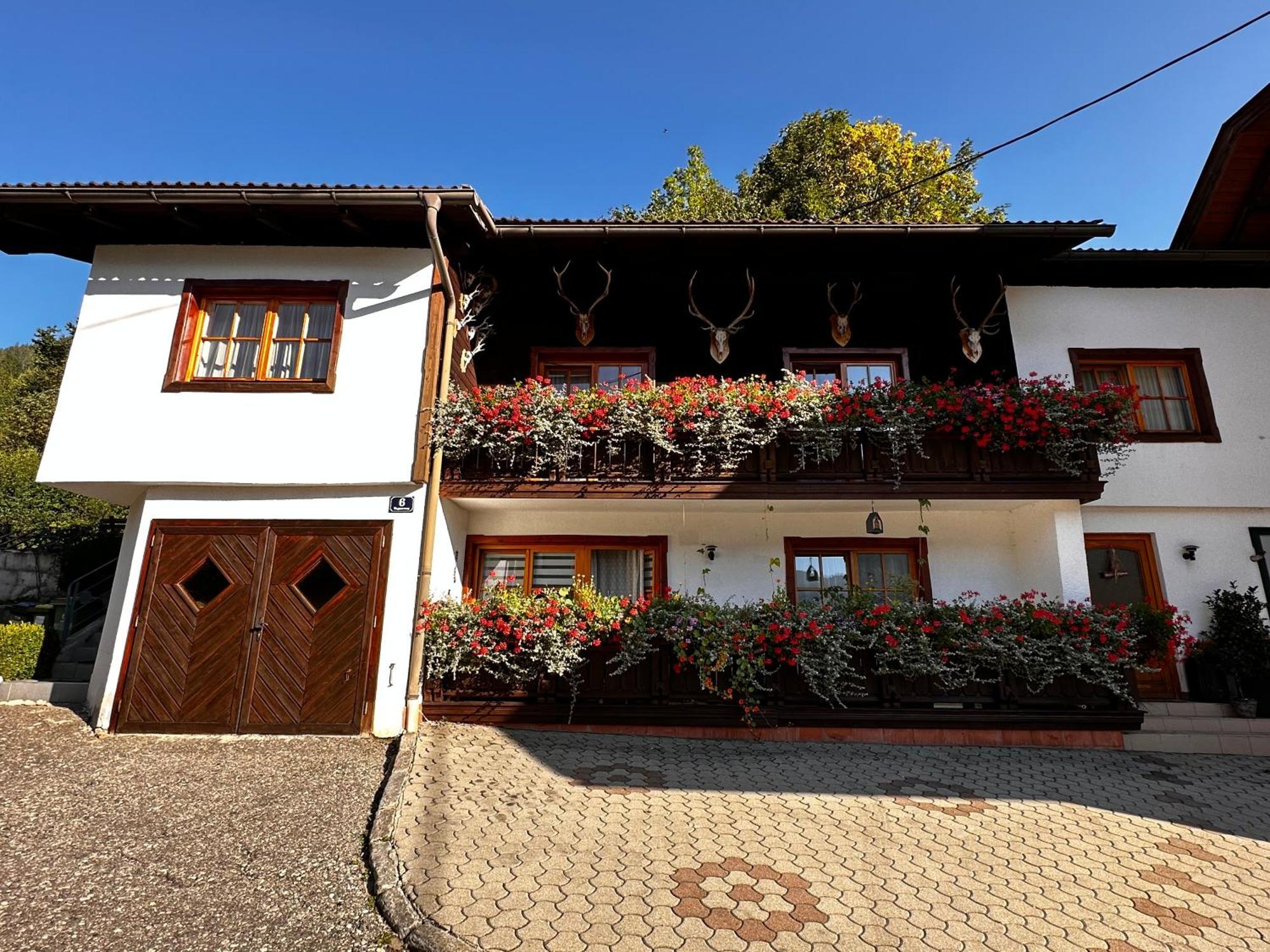 Haus Wagner Apartamento Bad Kleinkirchheim Exterior foto